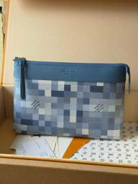 Picture of Louis Vuitton Wallets _SKUfw236875058fw